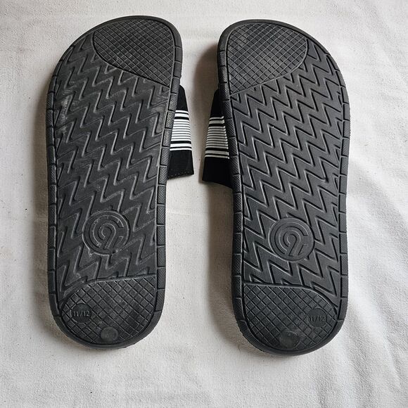 Champion Mens Slides 11/12‎ - Picture 2 of 3
